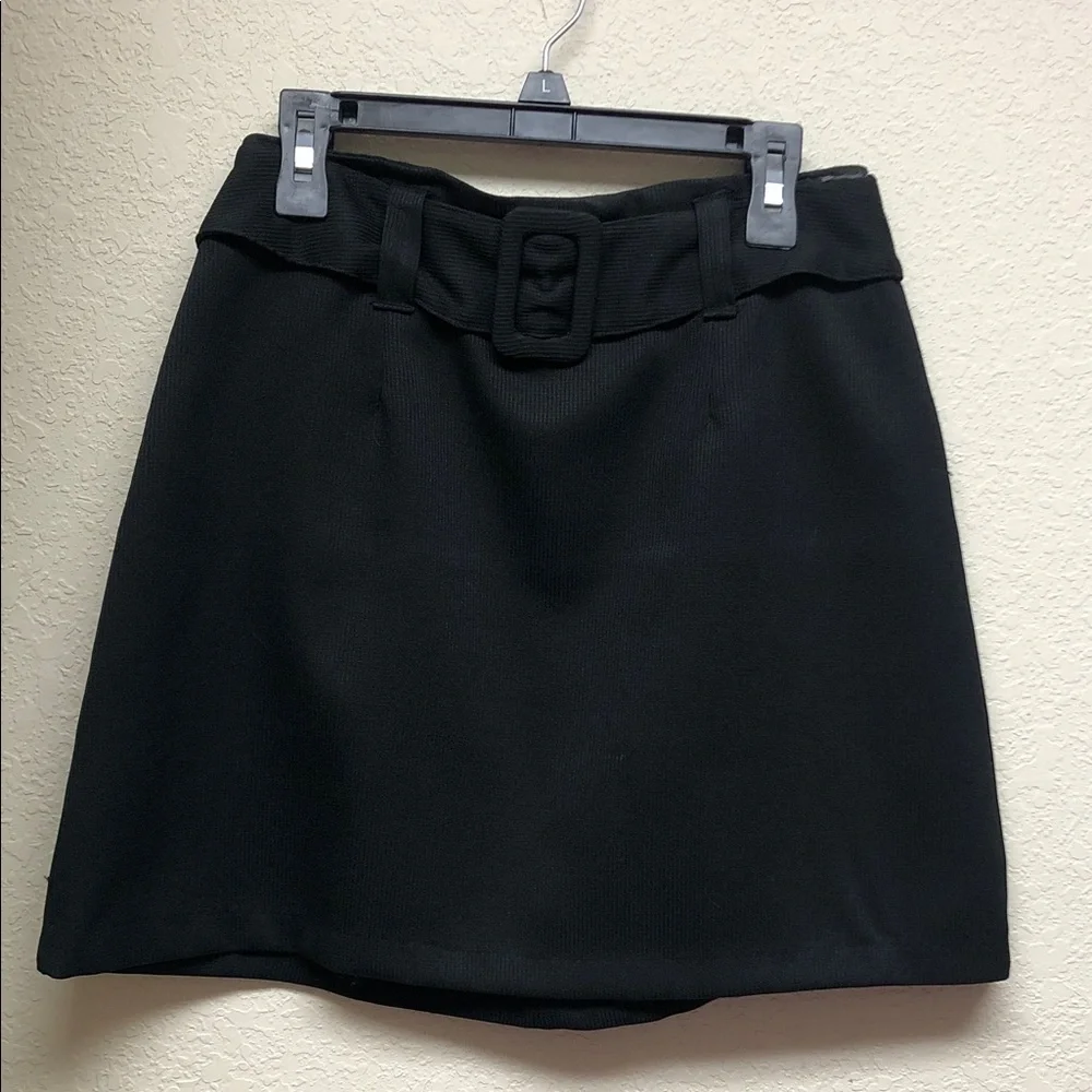 Tracy Evans Black Textured Belted Mini Skirt