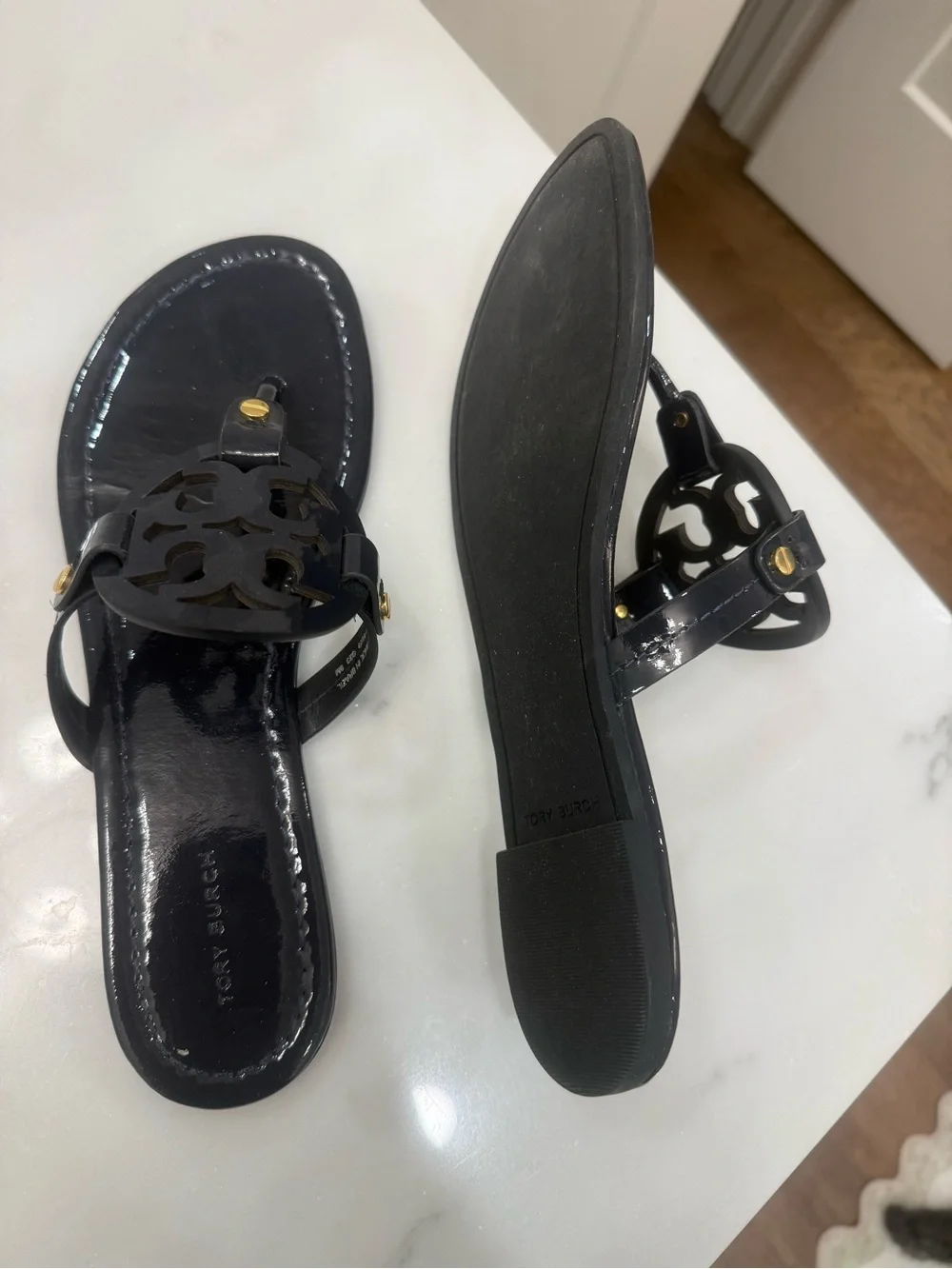 Tory Burch iconic accents stud