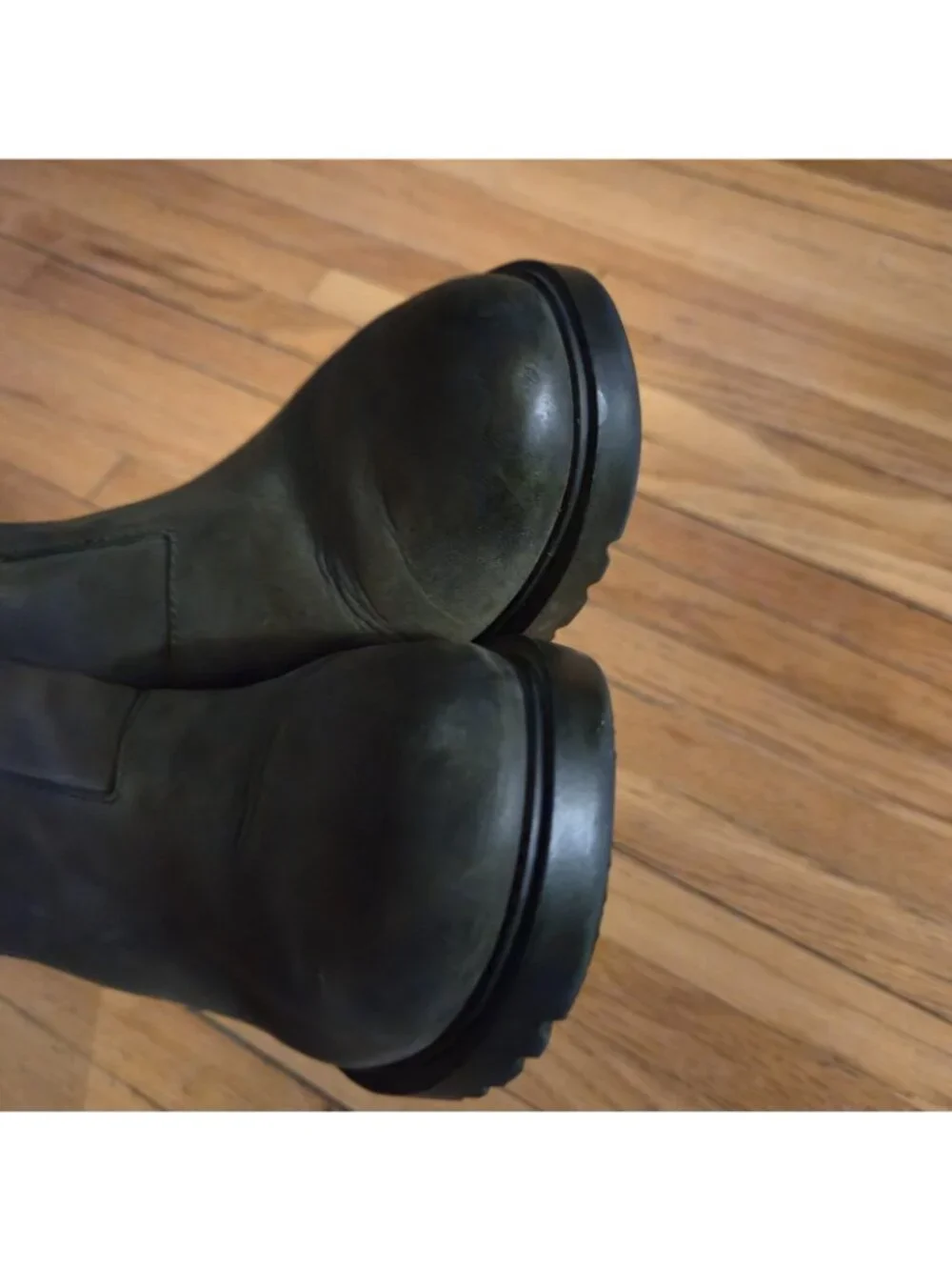 Sorel durable leather