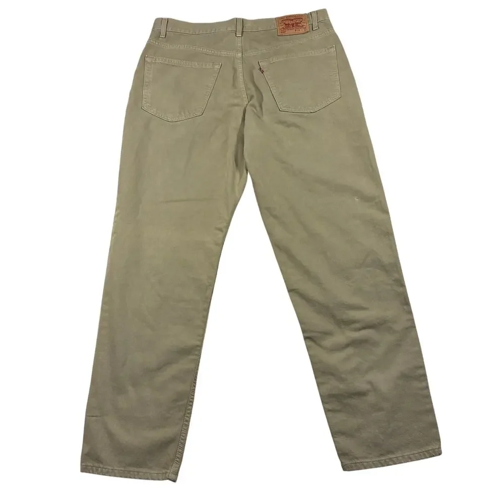 Levis features brand