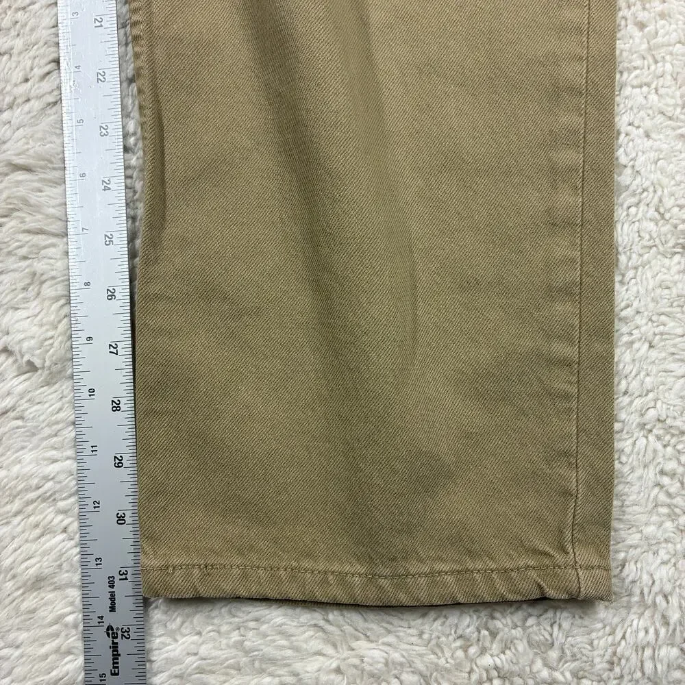 Levis features brand
