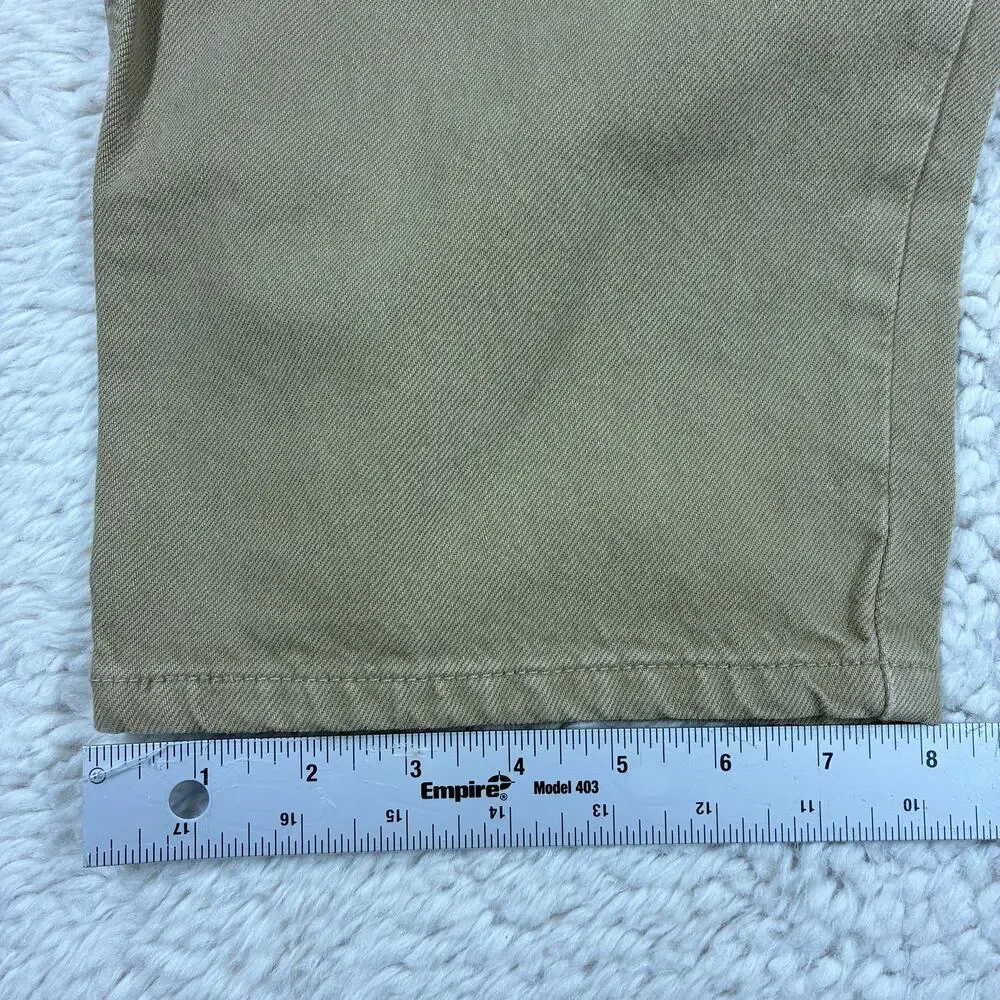 Levis features brand