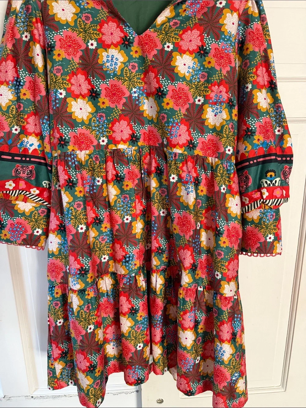 Emily Lovelock easy fit