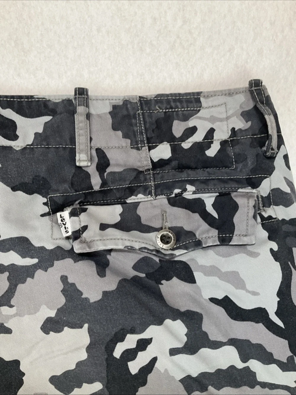 Levis levi cargo