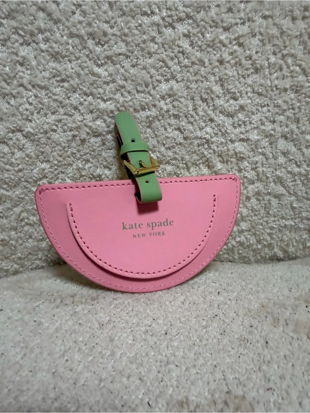 kate spade Yellow and White Lemon Slice Luggage Tag with Green Strap