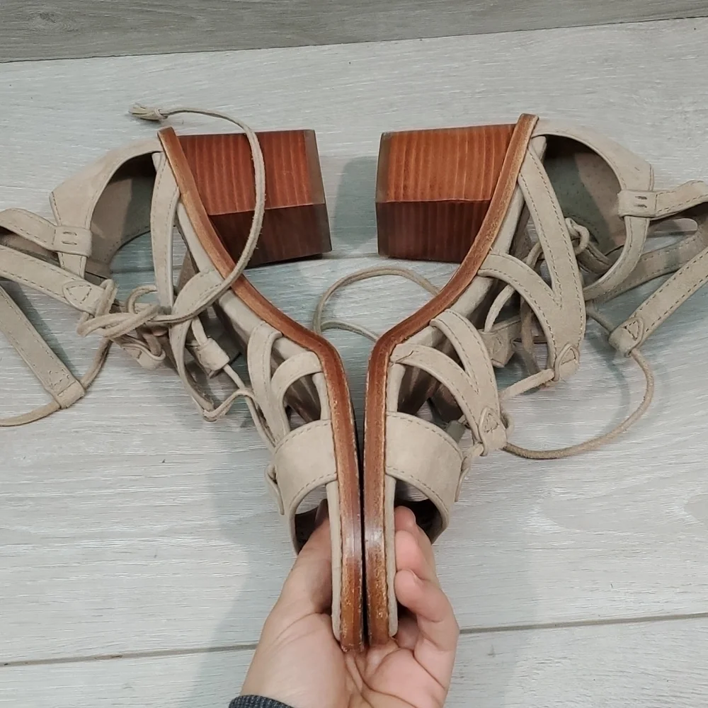 Frye very good
