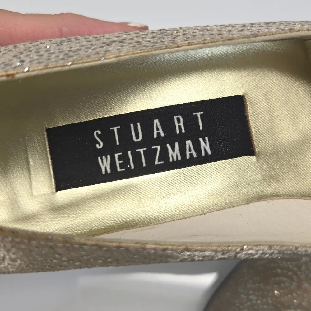 Stuart Weitzman classic timeless
