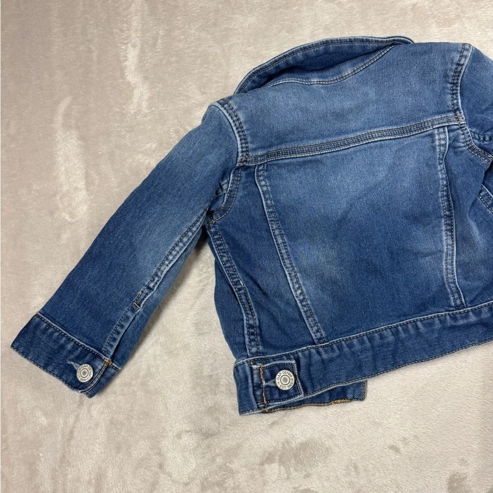 GAP denim button