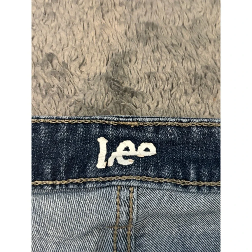 Lee day cleaned fast