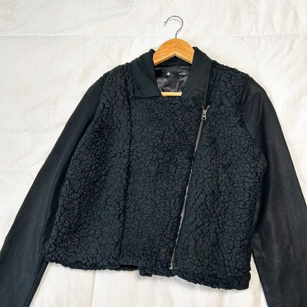 REVOLVE stay cozy