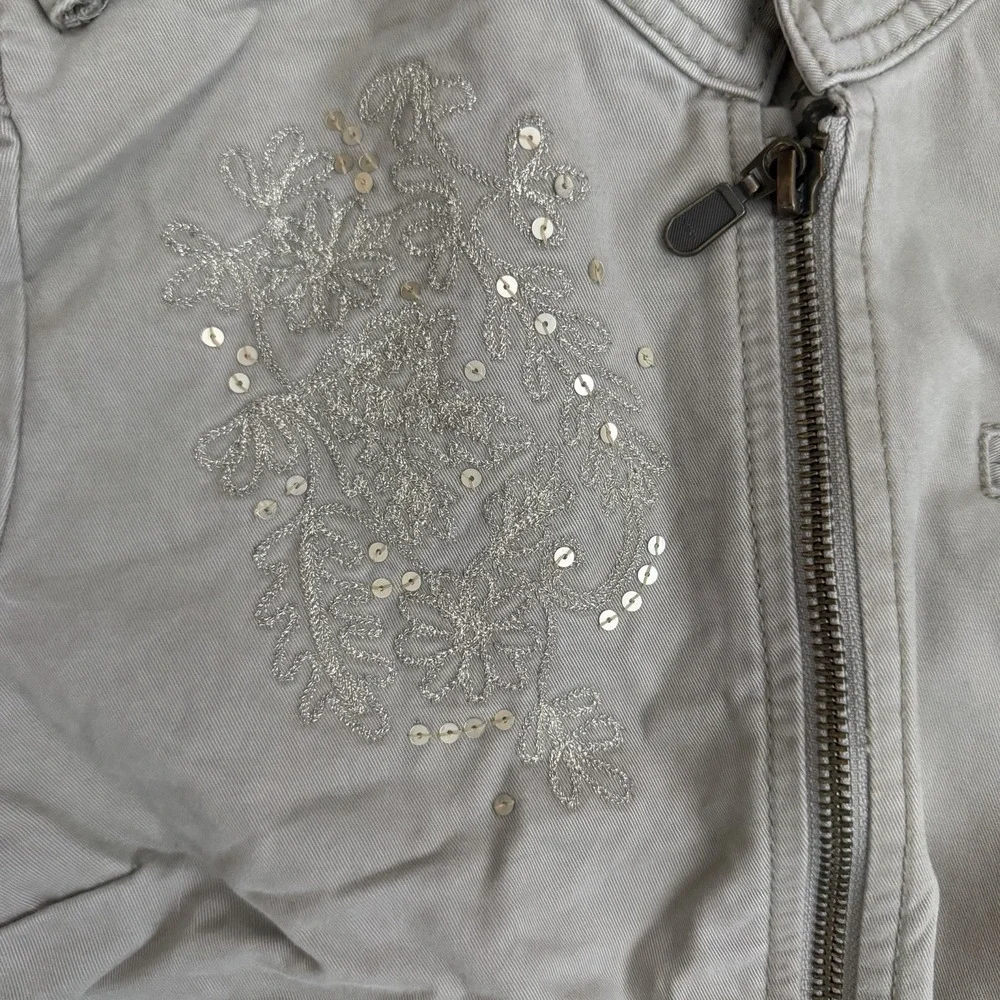 Old Navy this preowned