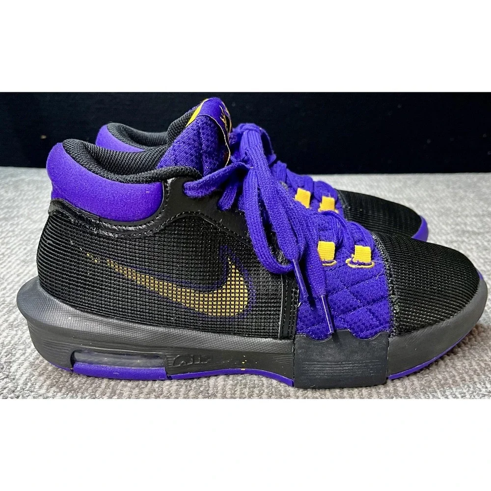 Nike brand style