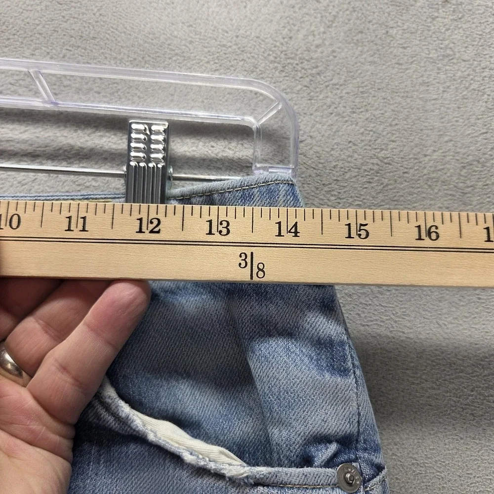 Levis 11798 important