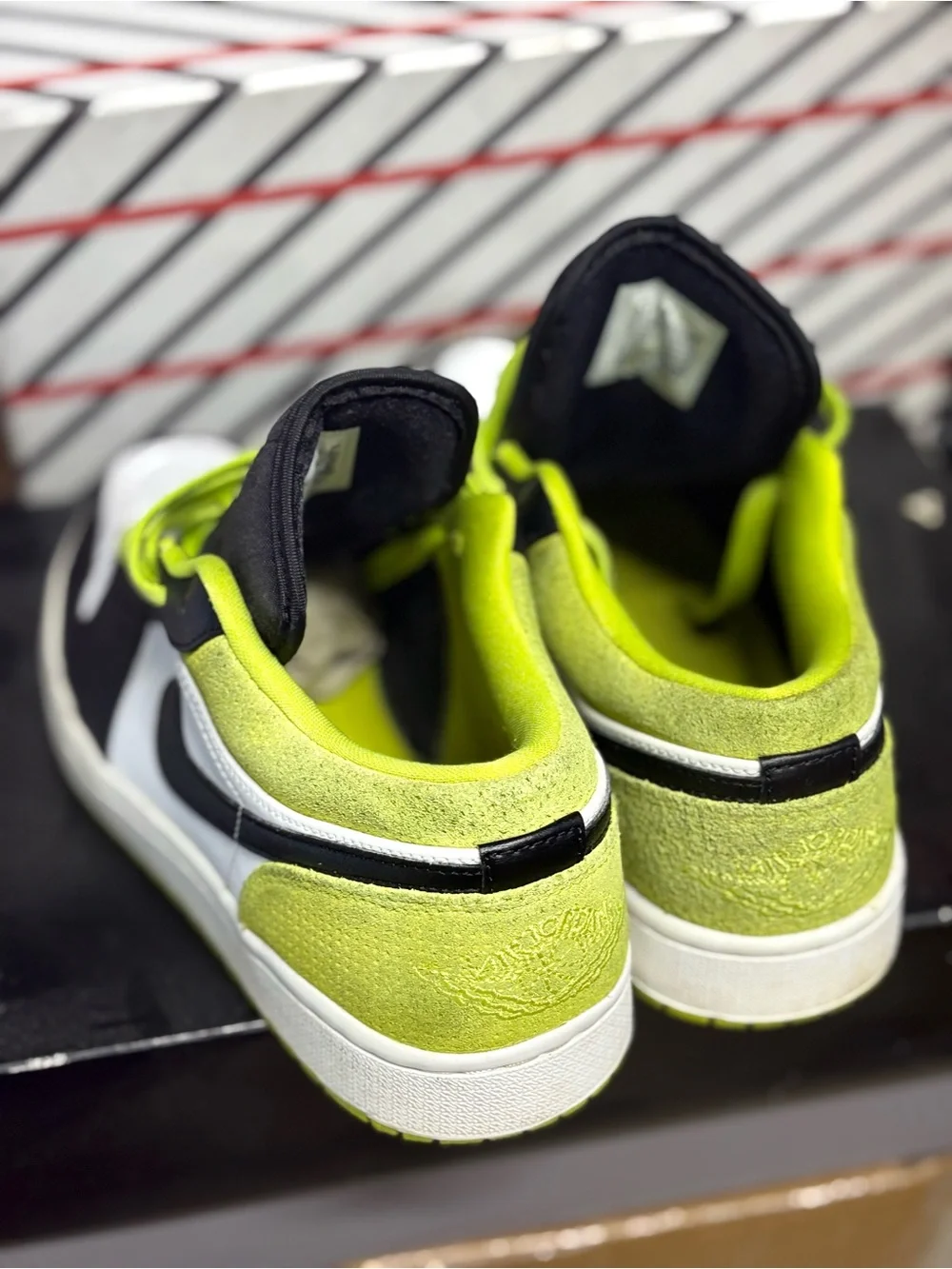 Nike low top
