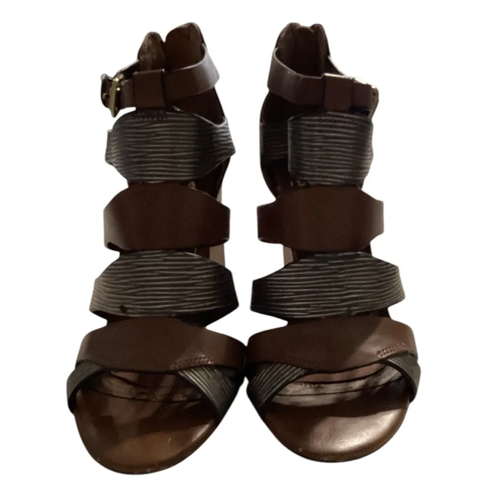 Isola gently used