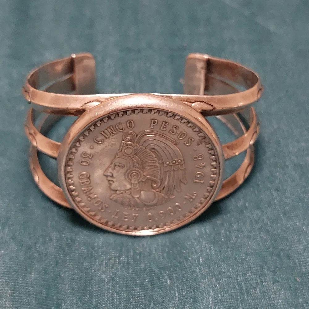 N/A unique large