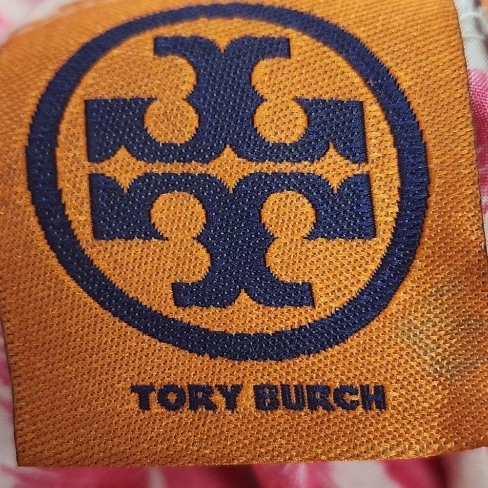 Tory Burch reposhing this