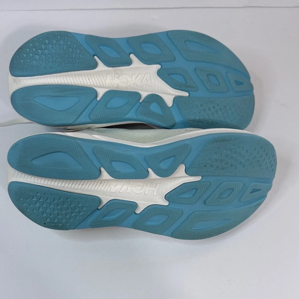 Hoka women shoes
