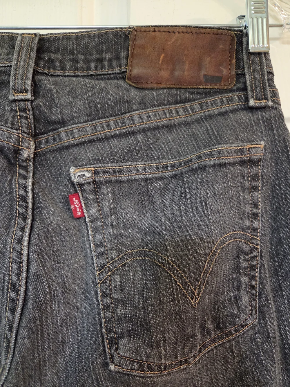 Levis levi slim