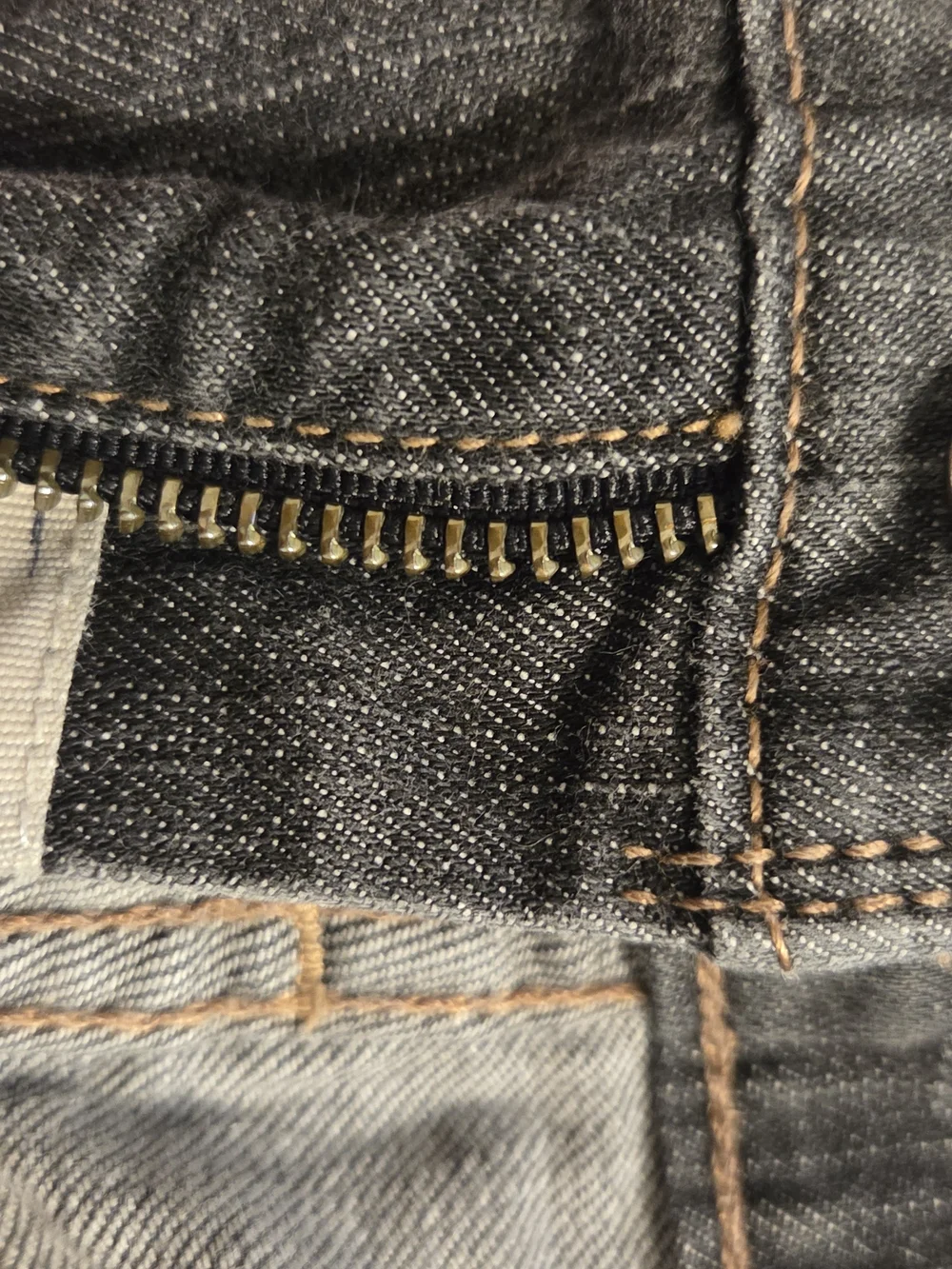 Levis levi slim