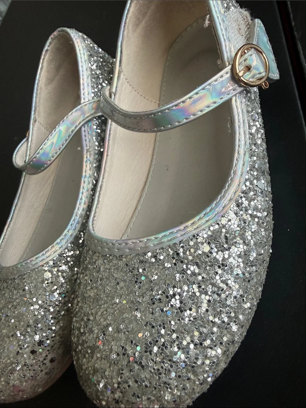 N/A sparkling silver