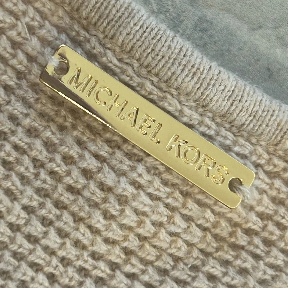 EUC MICHAEL Michael Kors Tan Knit Sweater with Gold Buttons Size Medium