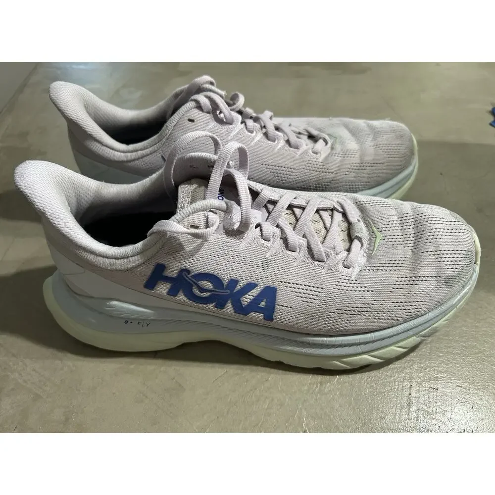 Hoka One One womens staining ships