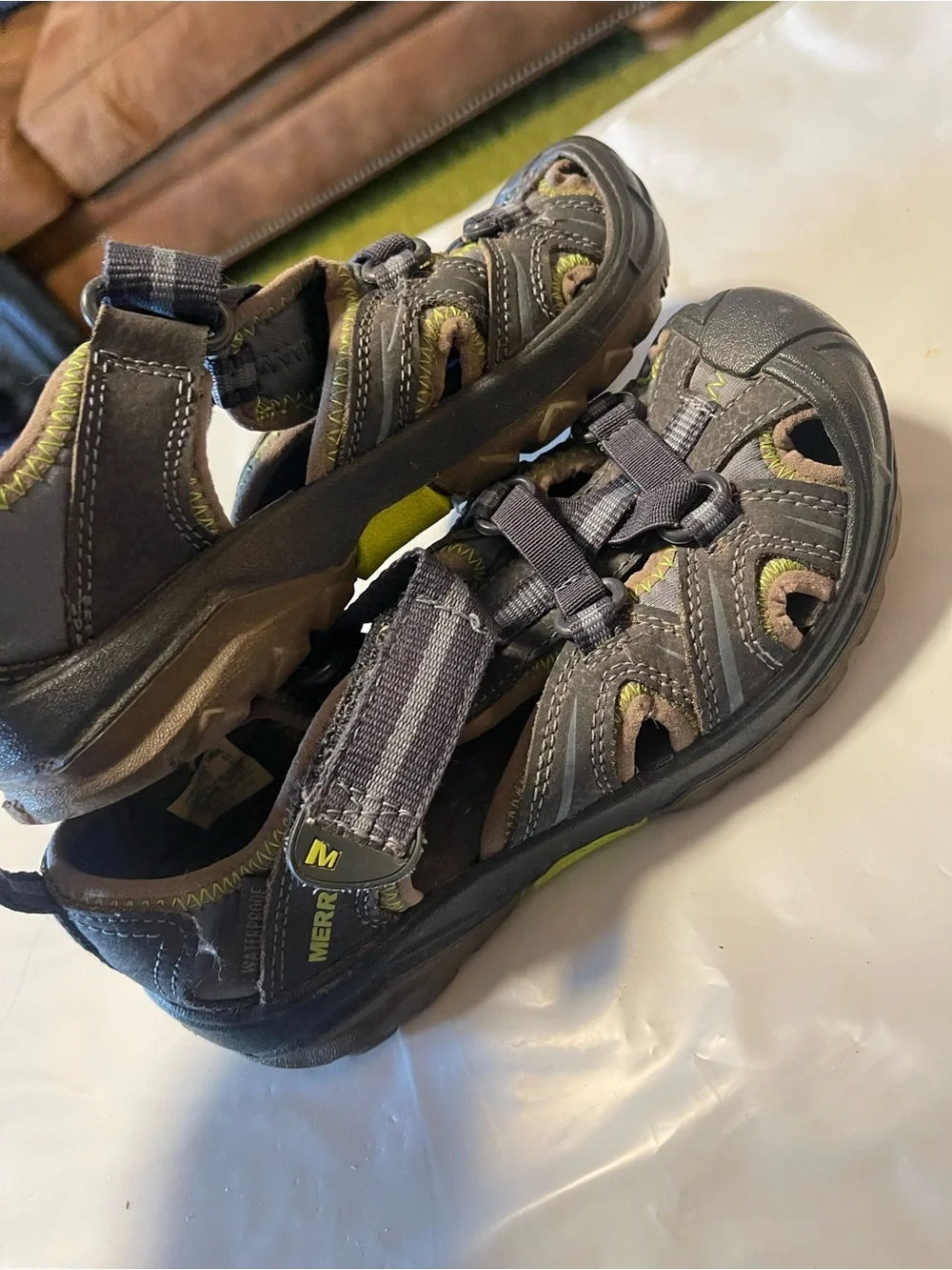 Merrell durable closed