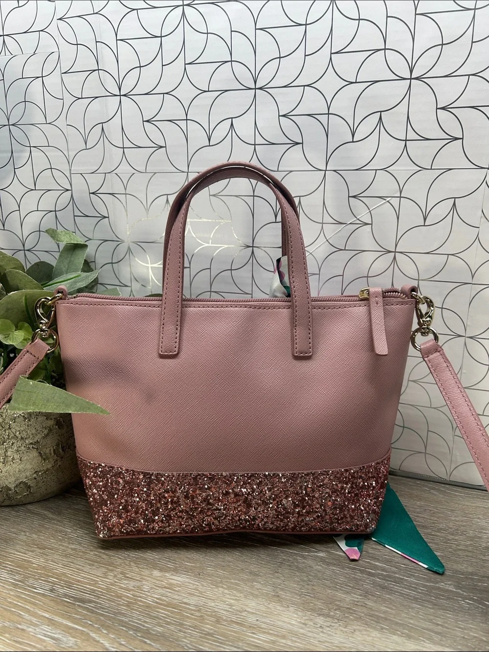 7769 kate spade Blush Pink Top-Handle Tote 417769