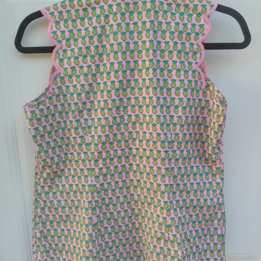 Talbots sleeveless top