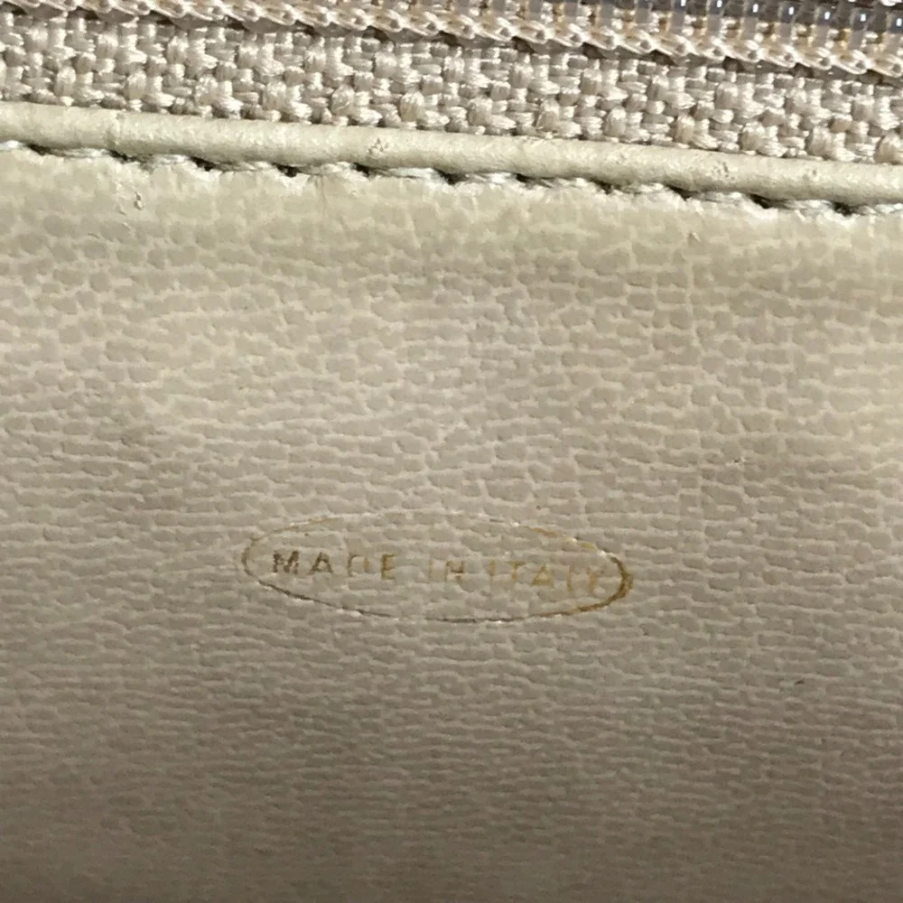 CHANEL guarantee ensure