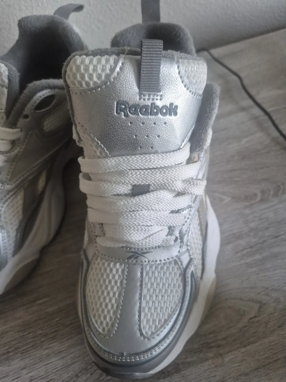 Reebok lightweight kids
