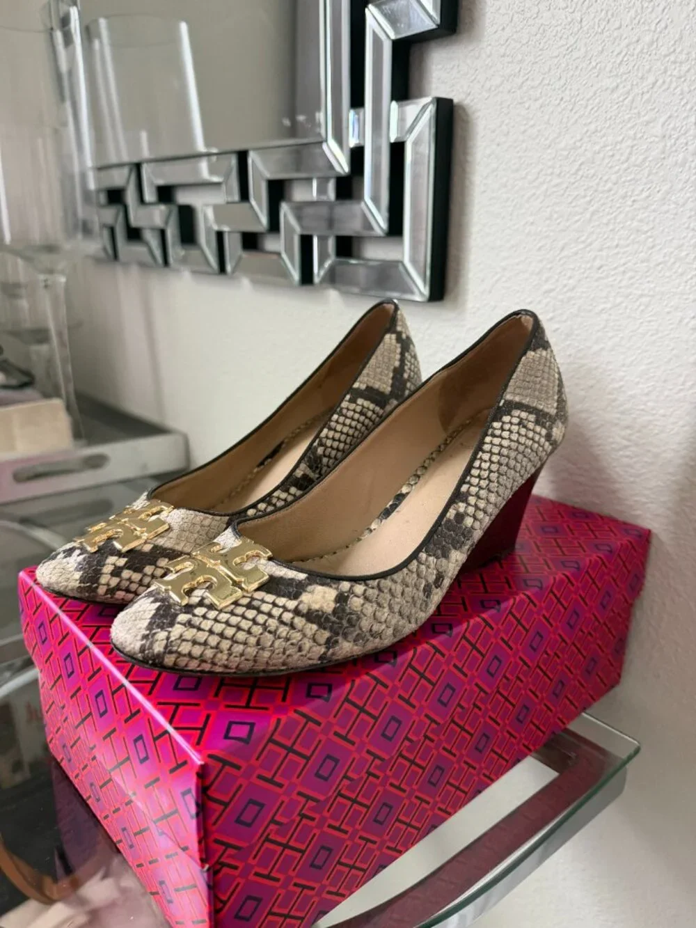 Tory Burch tory burch