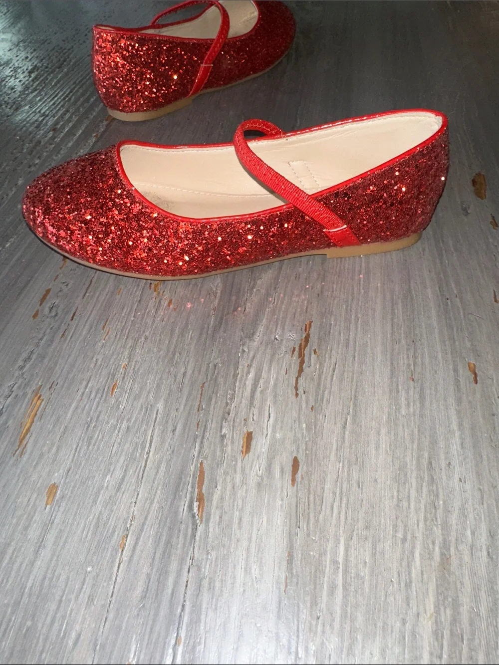 Kailee P sparkling red