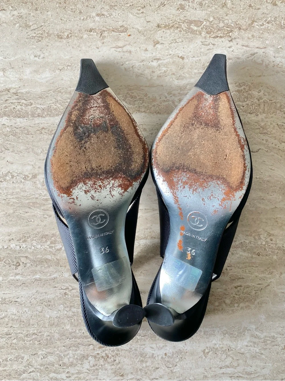 CHANEL cc bottom heels