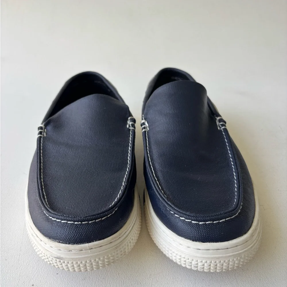 Kenneth Cole Reaction very #navyboatshoe