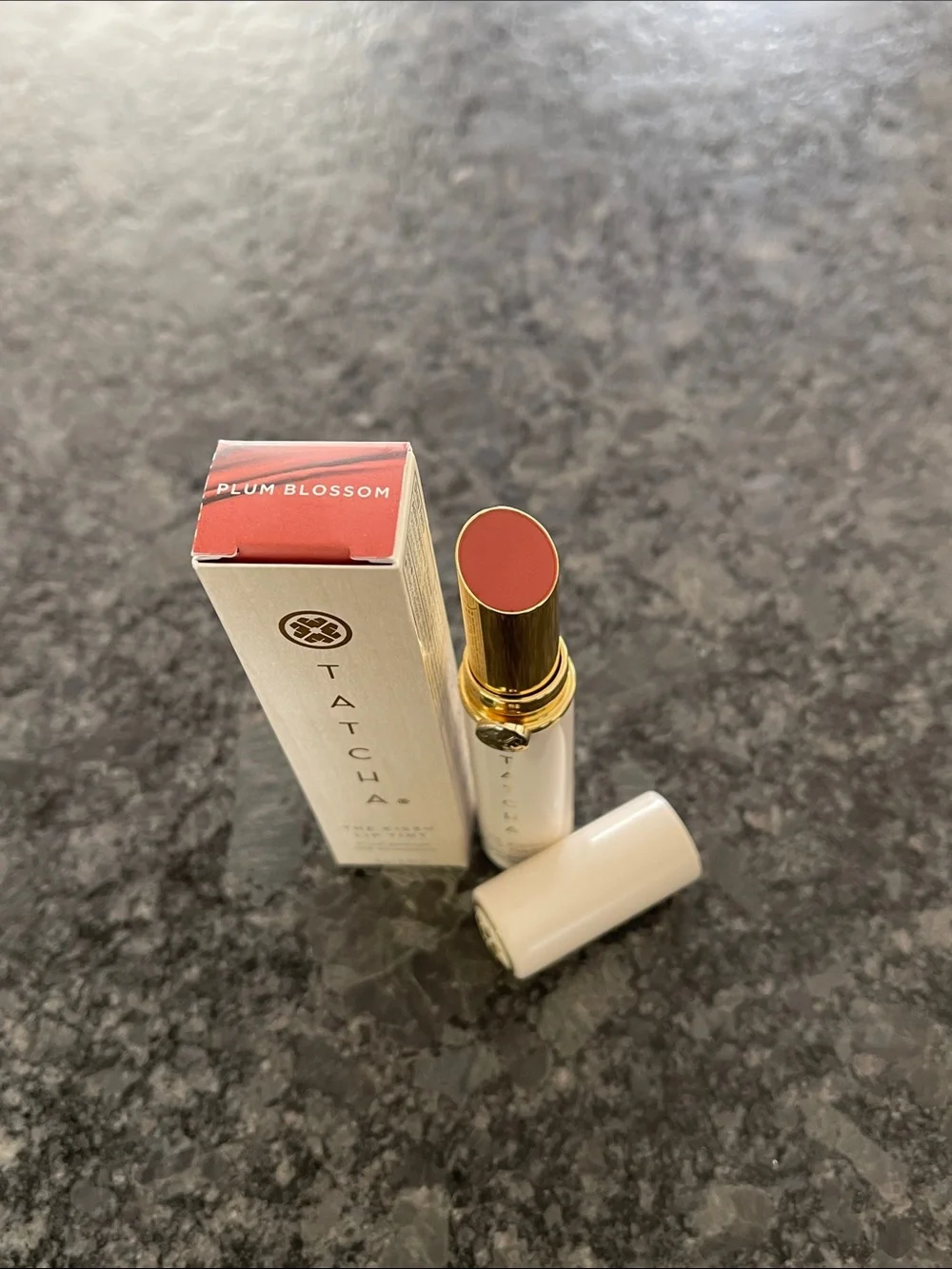 Tatcha kissu lip