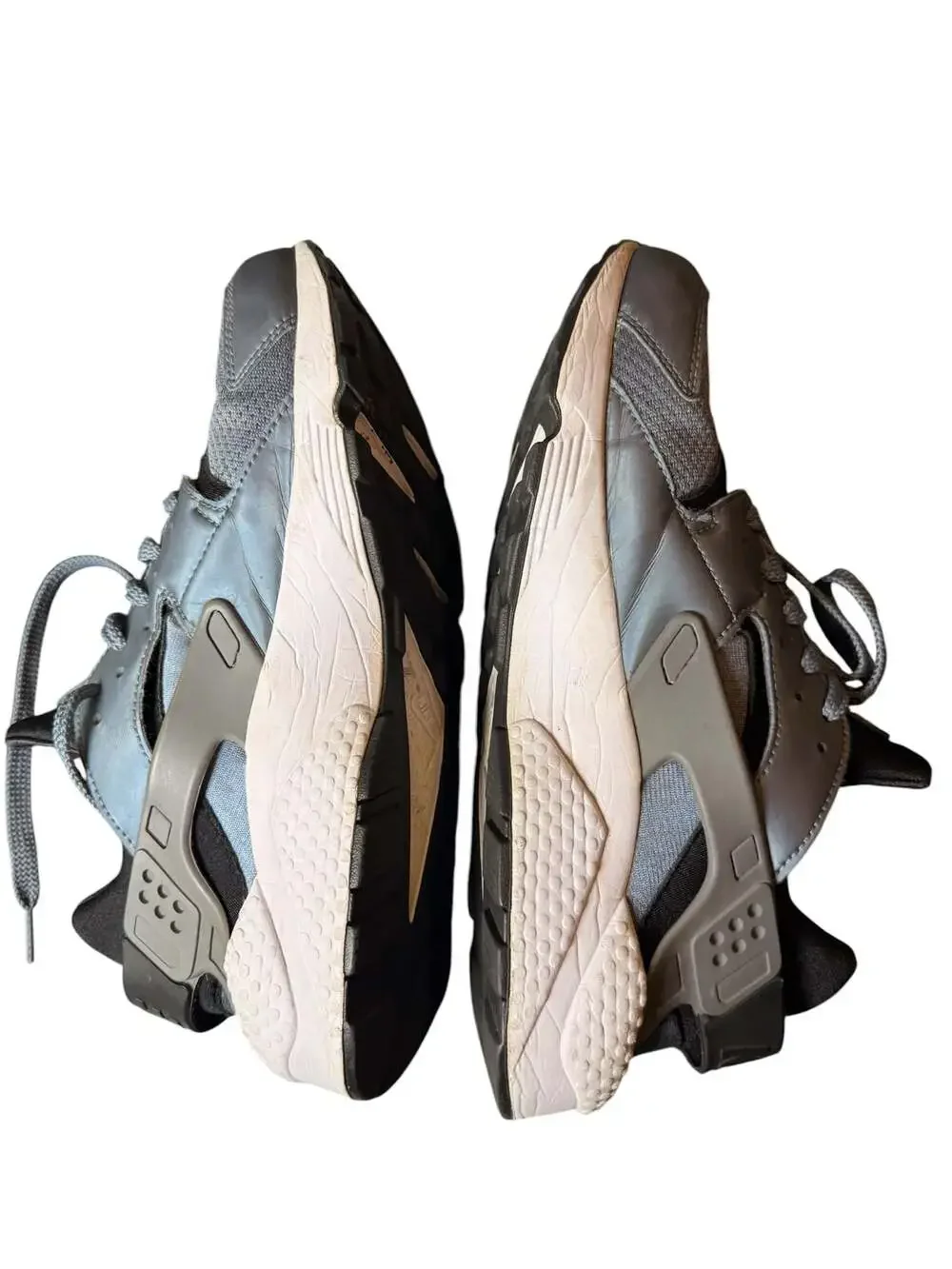 Nike visible dirt