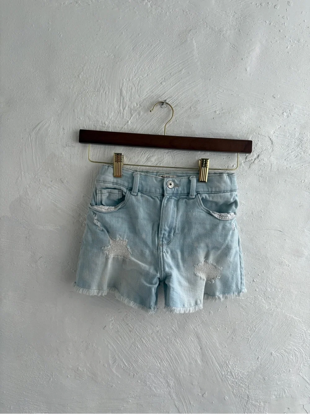 Oshkosh girls size 7 distressed high waisted shorts