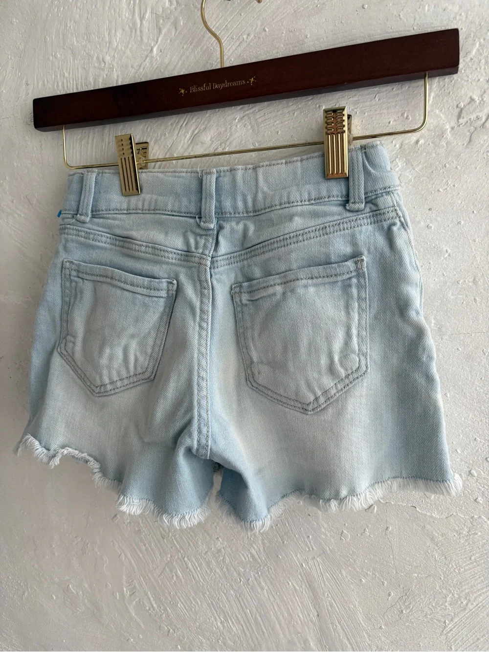 Oshkosh girls size 7 distressed high waisted shorts