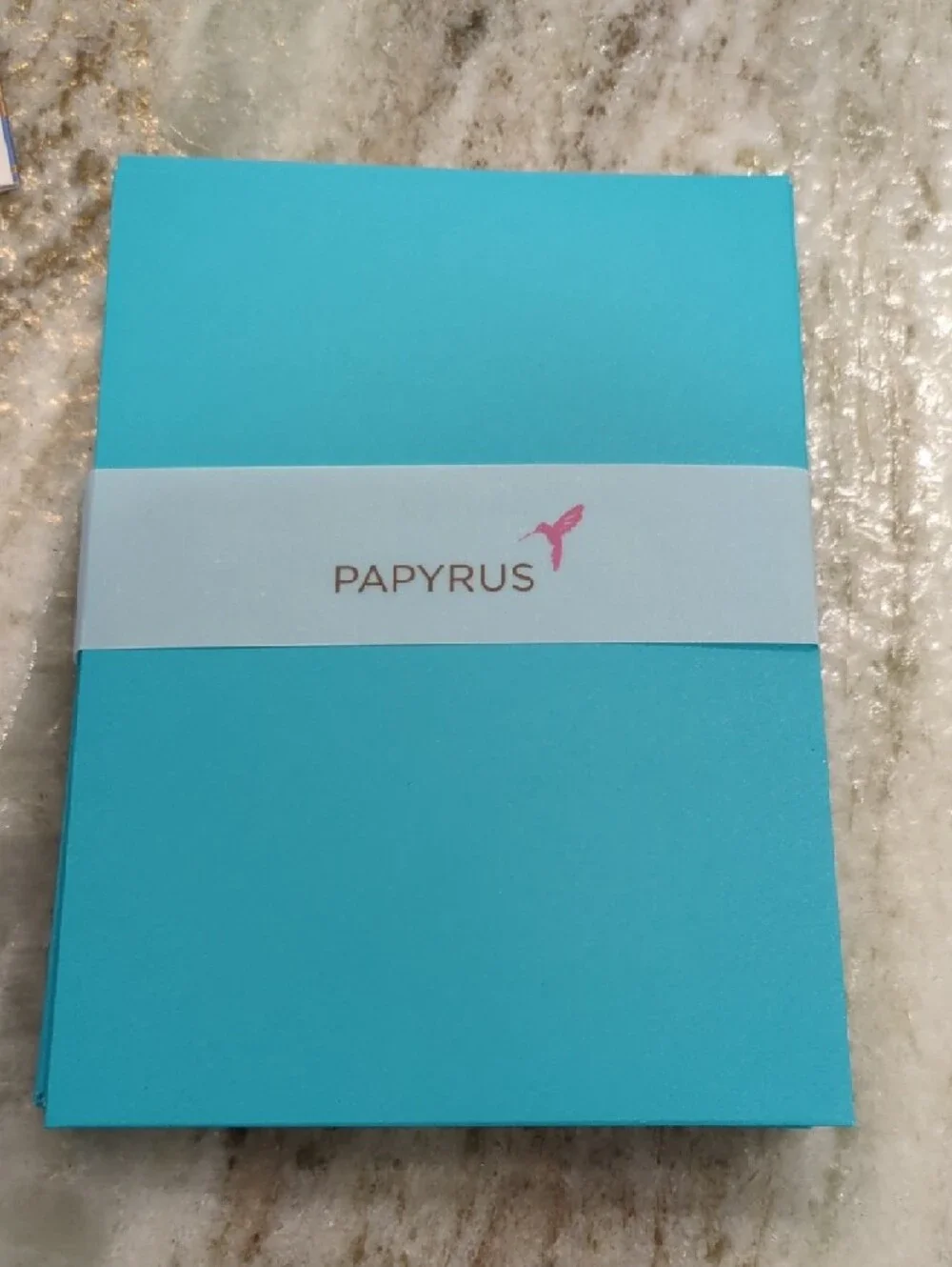 Papyrus accents finish shine