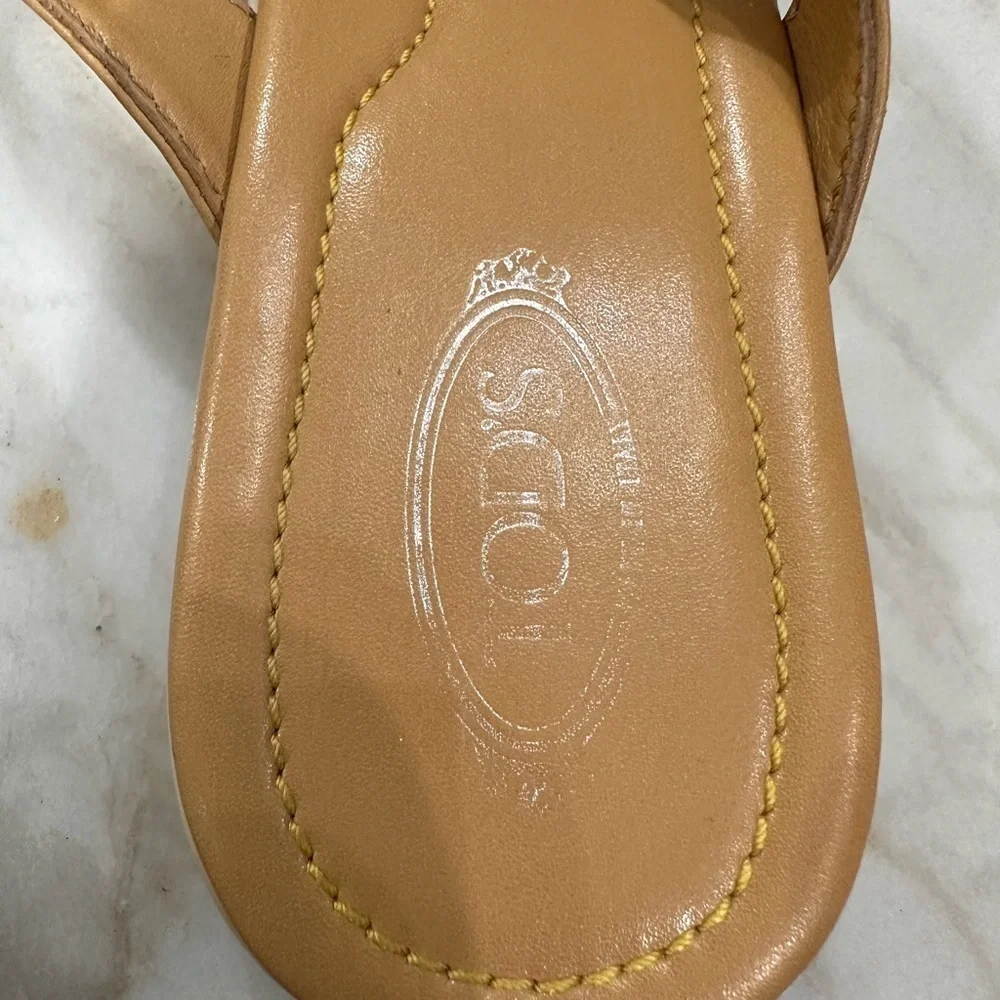 Tod’s yellow Leather thong sandal Driving Dots Flat Sandals size 38