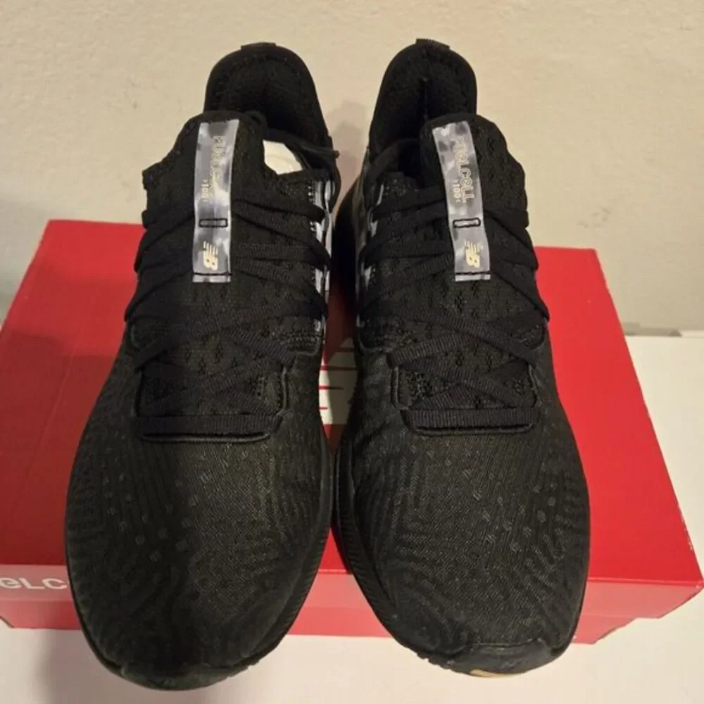 New Balance new box