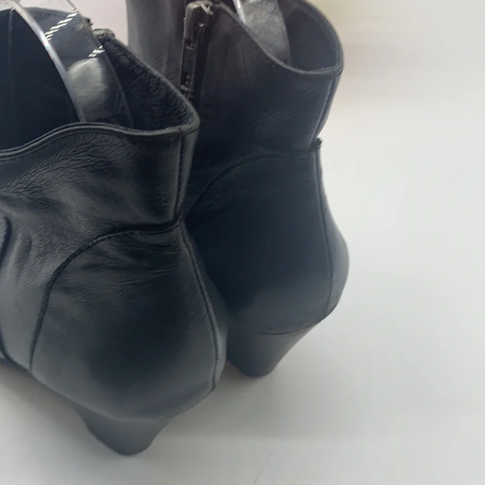 Steve Madden great preowned