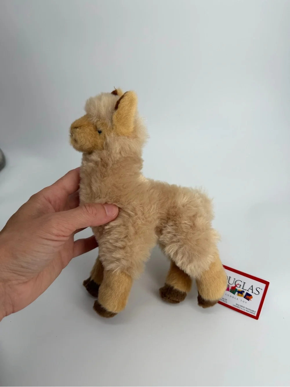 Douglas cuddle toy
