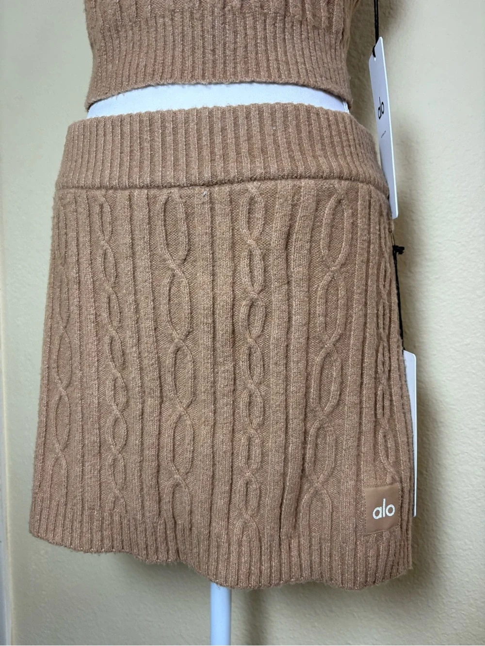ALO Yoga brand new