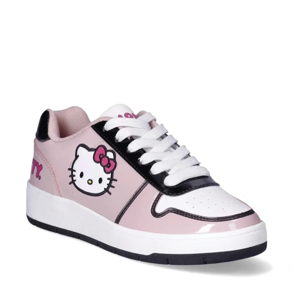 Hello Kitty complete your