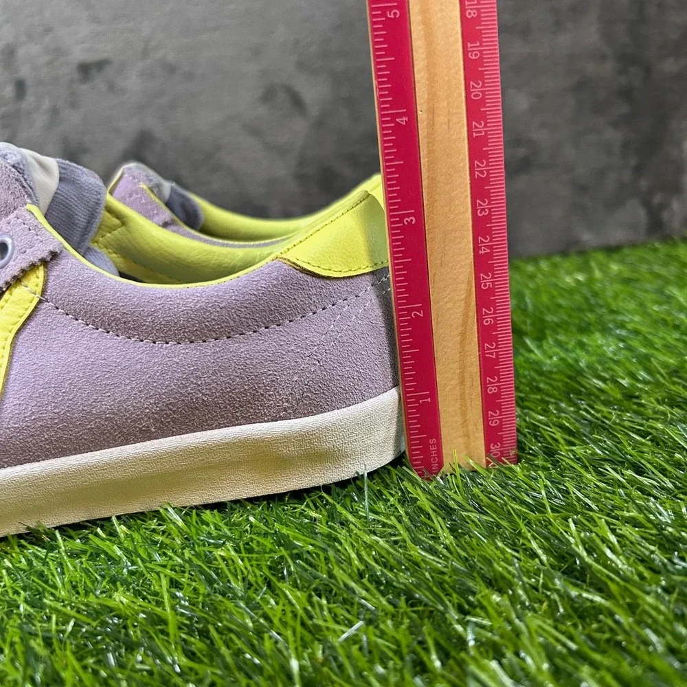 Vans shoes are