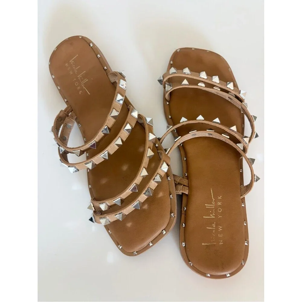 Nicole Miller Coralinne Studded Flat Sandals Edgy Neutral Nude Size 7