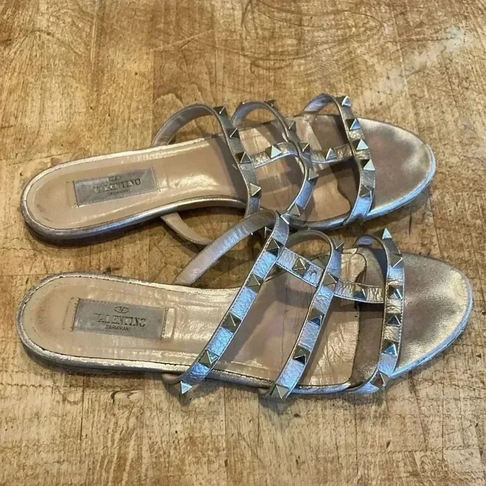 Valentino step out